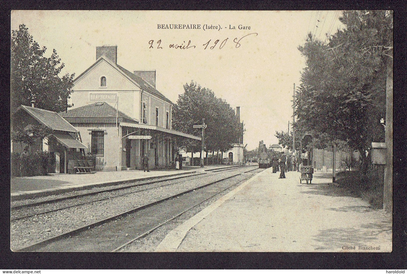 CPA 38 - BEAUREPAIRE - LA GARE - Beaurepaire