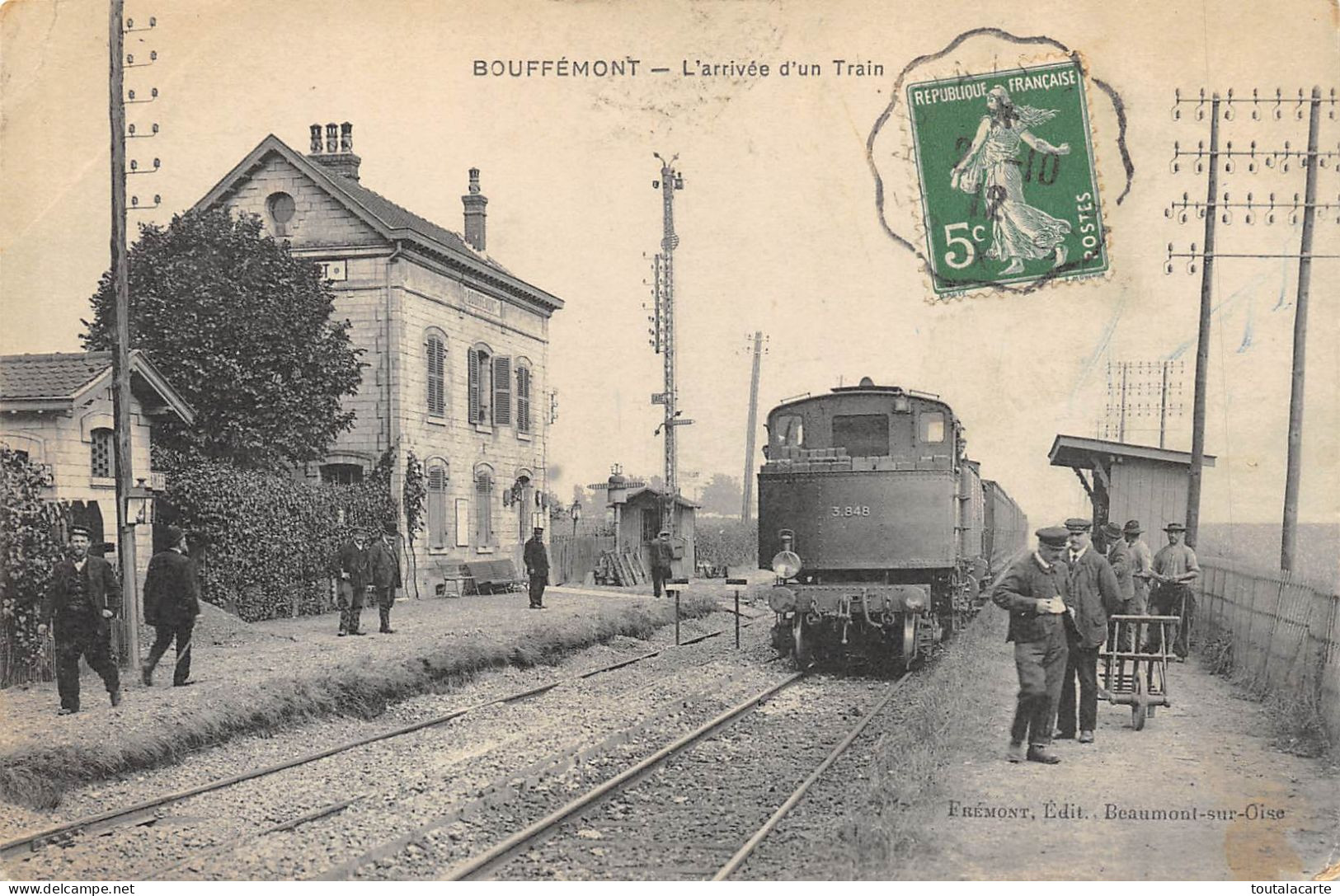 CPA 95 BOUFFEMONT L'ARRIVEE D'UN TRAIN - Bouffémont
