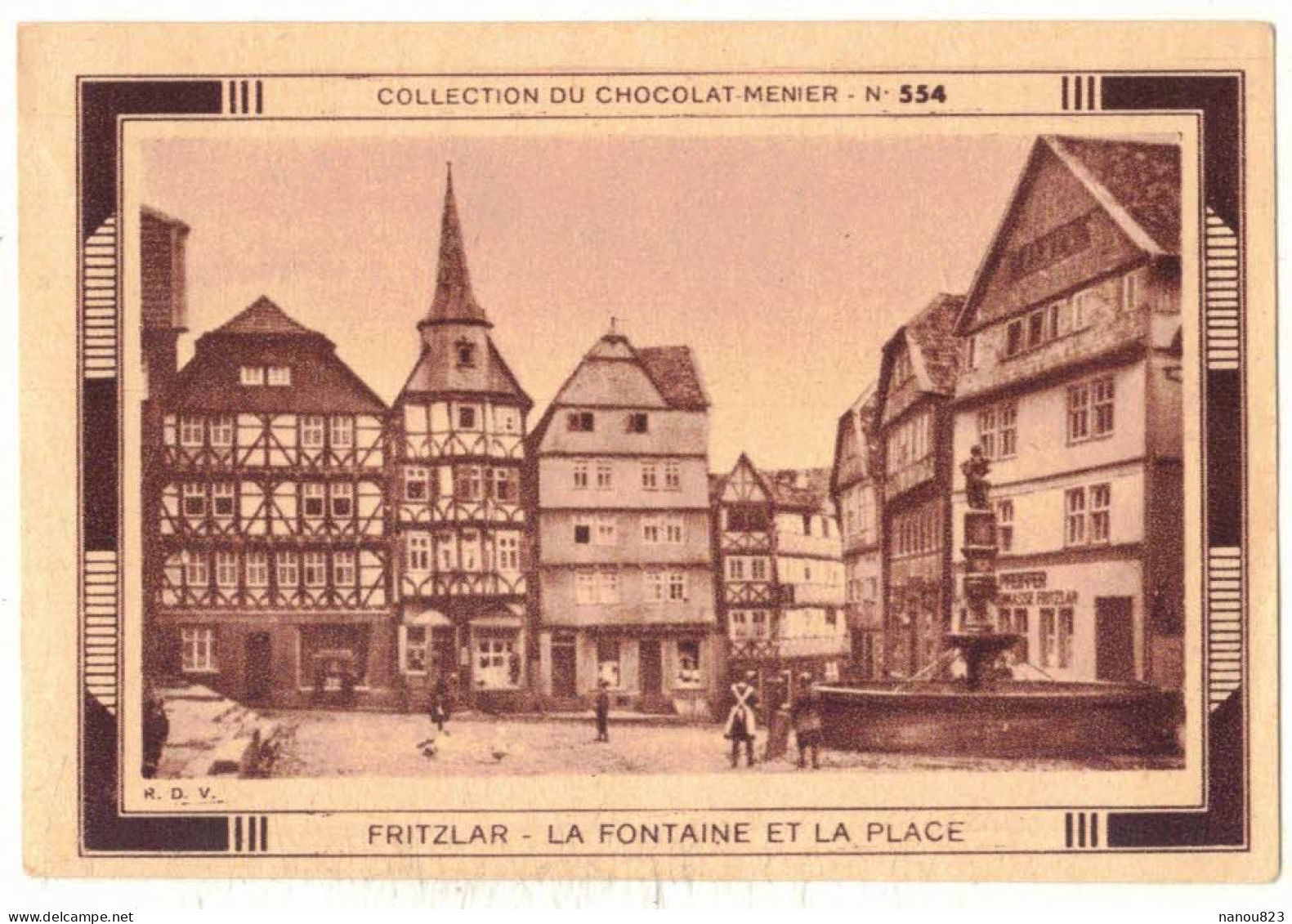 IMAGE CHROMO CHOCOLAT MENIER LAIT N° 554 ALLEMAGNE HESSE FRITZLAR LA FONTAINE ET LA PLACE ARCHITECTURE TOURISME FONTAINE - Menier