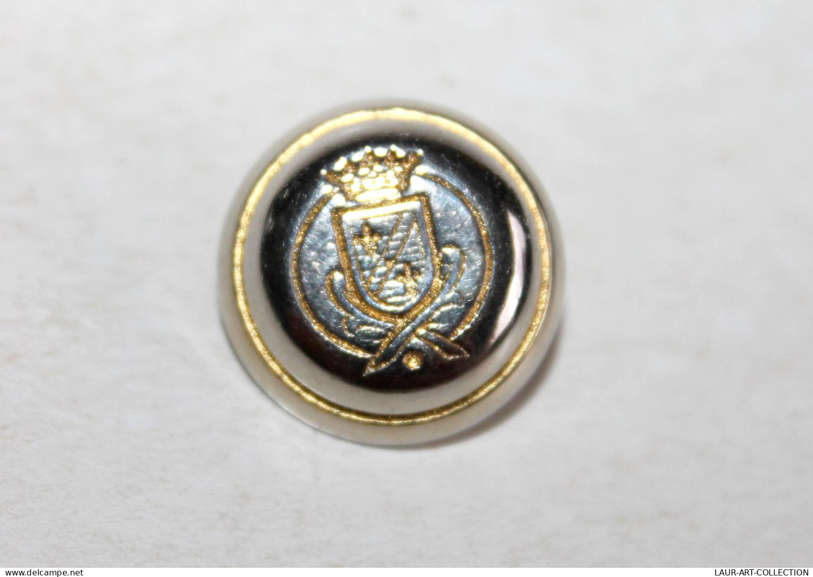 RARE BOUTON UNIFORME MILITAIRE DE LIVRÉ ARMOIRIE BLASON COURONNE REGIMENT D:18mm / ANTIQUE BUTTON FRENCH   (2202.3) - Boutons