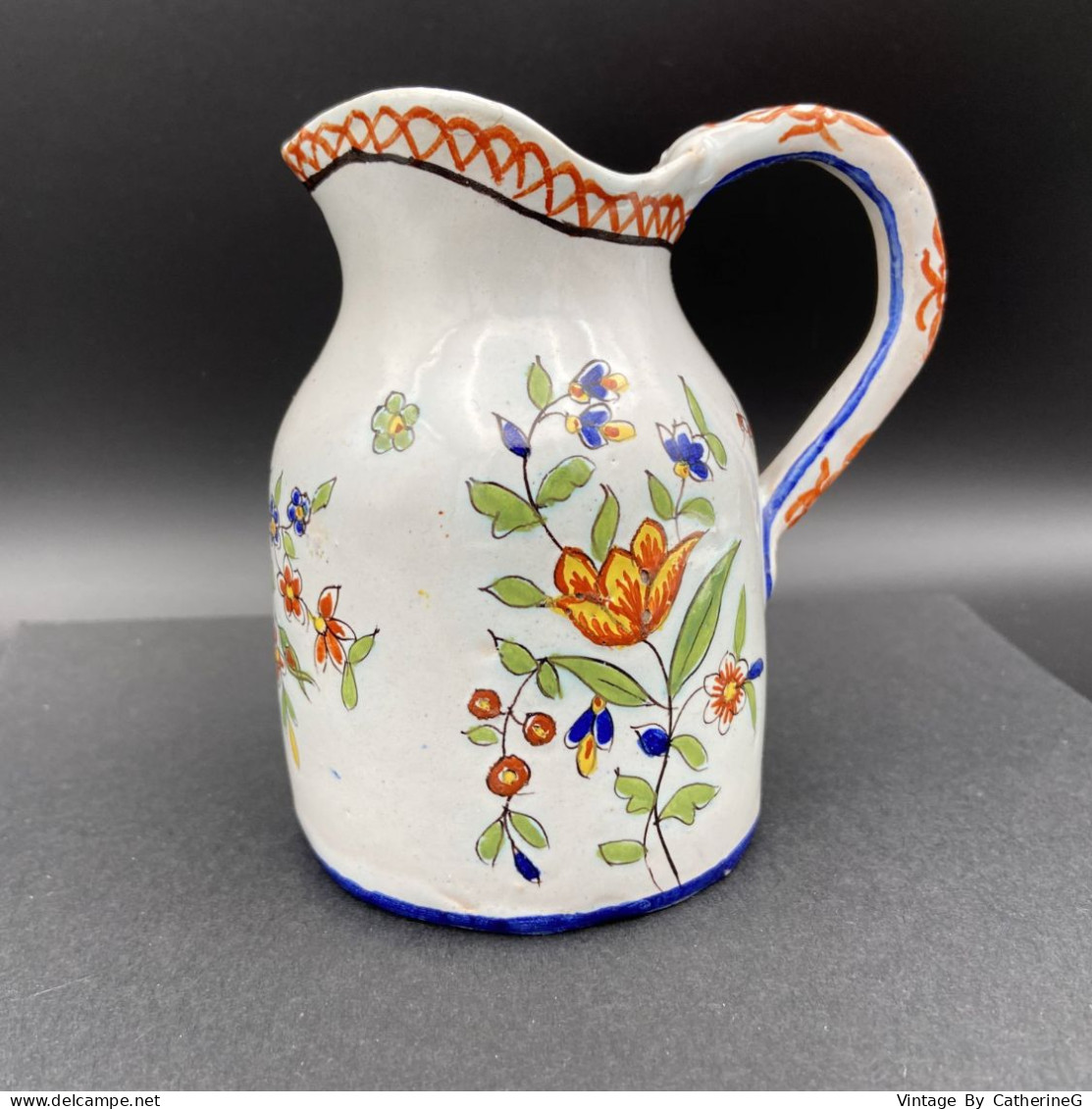 DESVRES crémier pot à lait signé Emile Fourmaintraux Style ROUEN Rocaille  Faïence 1876-1905 ht 11cm #240014