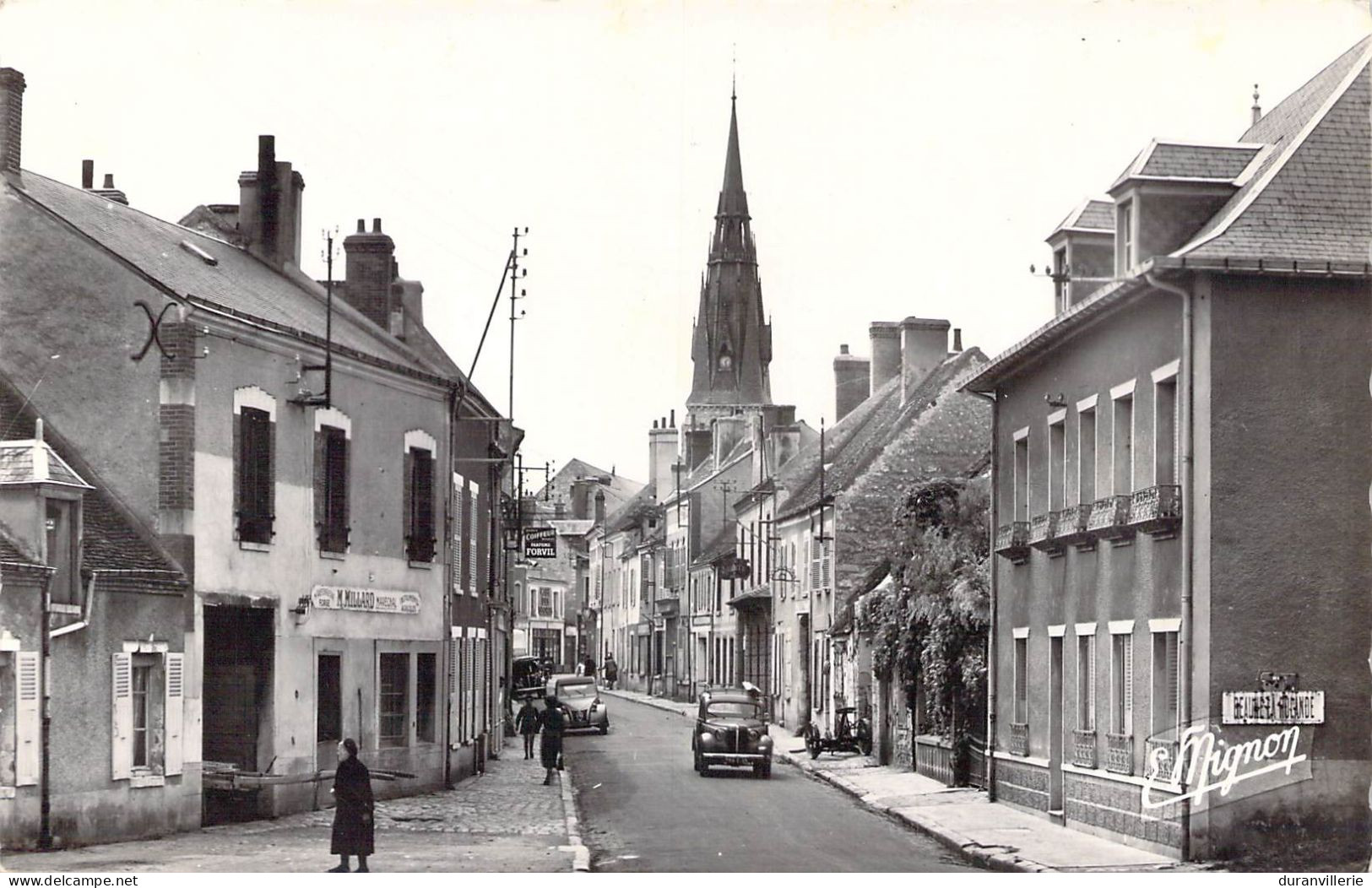 45 BEAUNE LA ROLANDE - La Rue Roland. 1964 - Beaune-la-Rolande