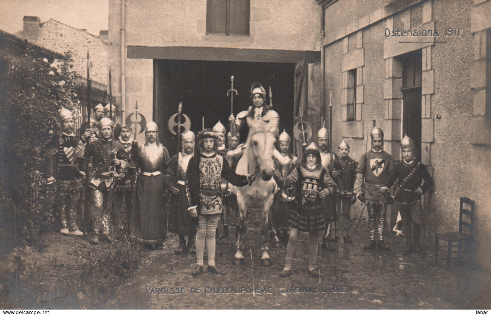 CPA PHOTO  PAROISSE DE CHATEAUPONSAC JEANNE D'ARC OSTENTIONS 1911 - Chateauponsac