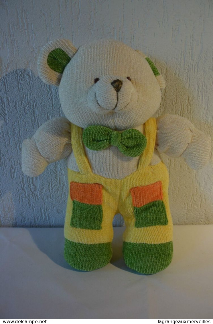 C44 Ancienne Peluche Nounours Cp International COLMAR - Plüschtiere