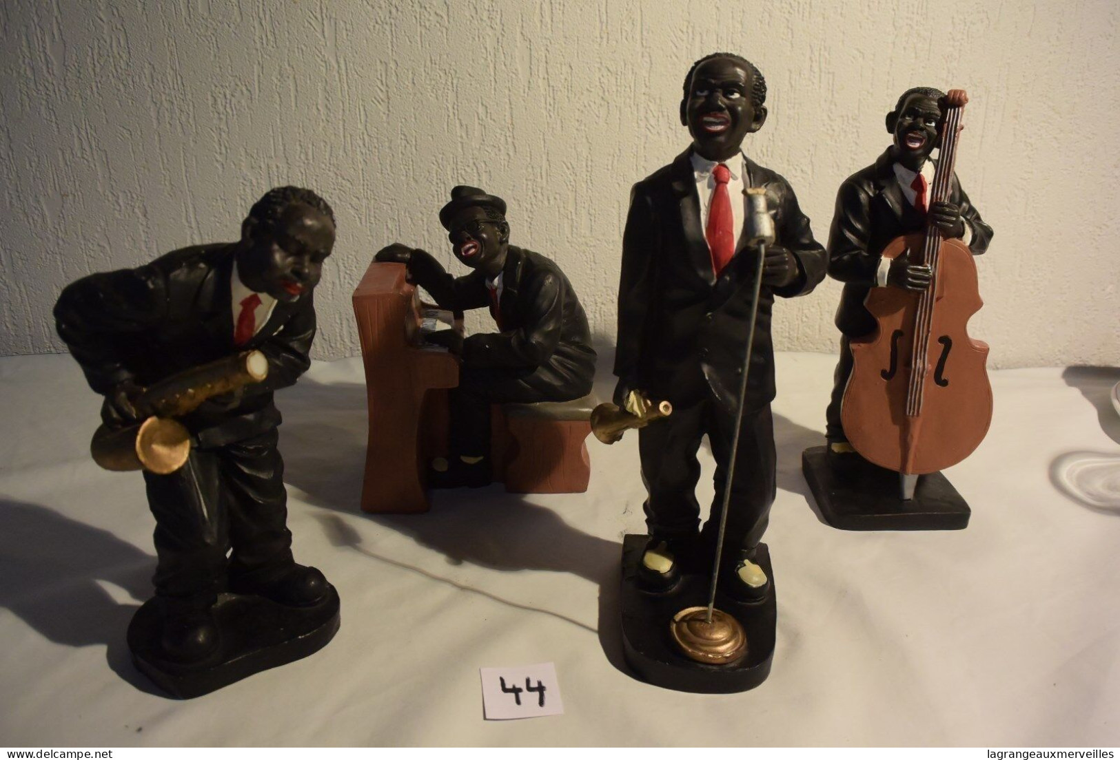 C44 Magnifique Groupe De Musiciens Noirs Avec Instruments USA - People