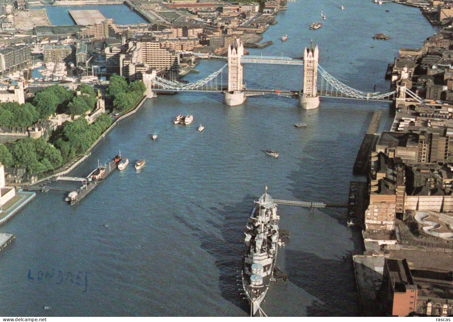 CPM - P - ANGLETERRE - LONDRES - LONDON - H.M.S. BELFAST MOORED BY LONDON BRIDGE - River Thames