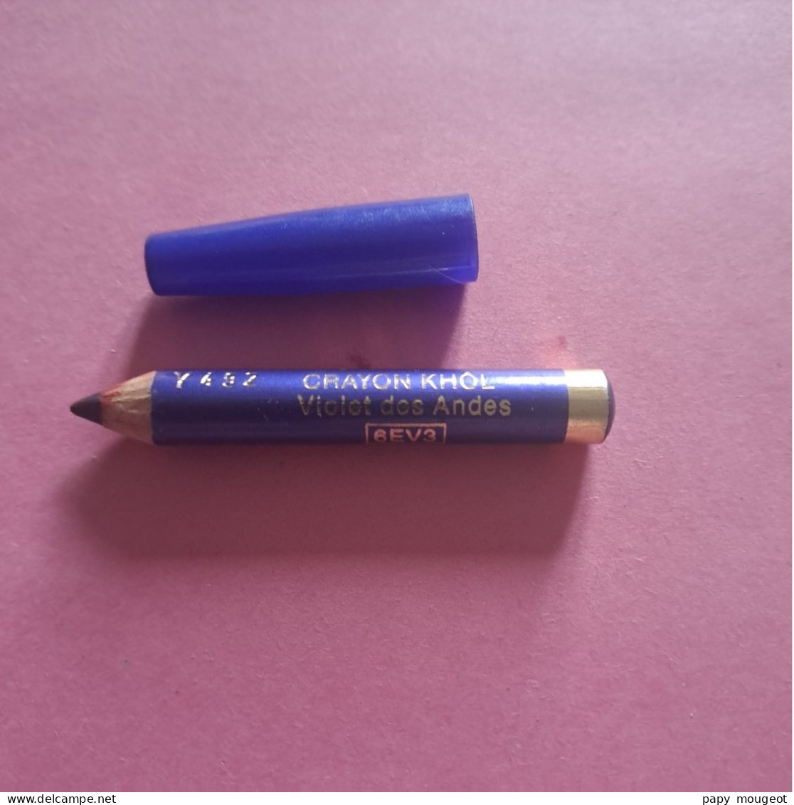 Crayon Khöl Y 482 Violet Des Andes Yves Rocher - Produits De Beauté