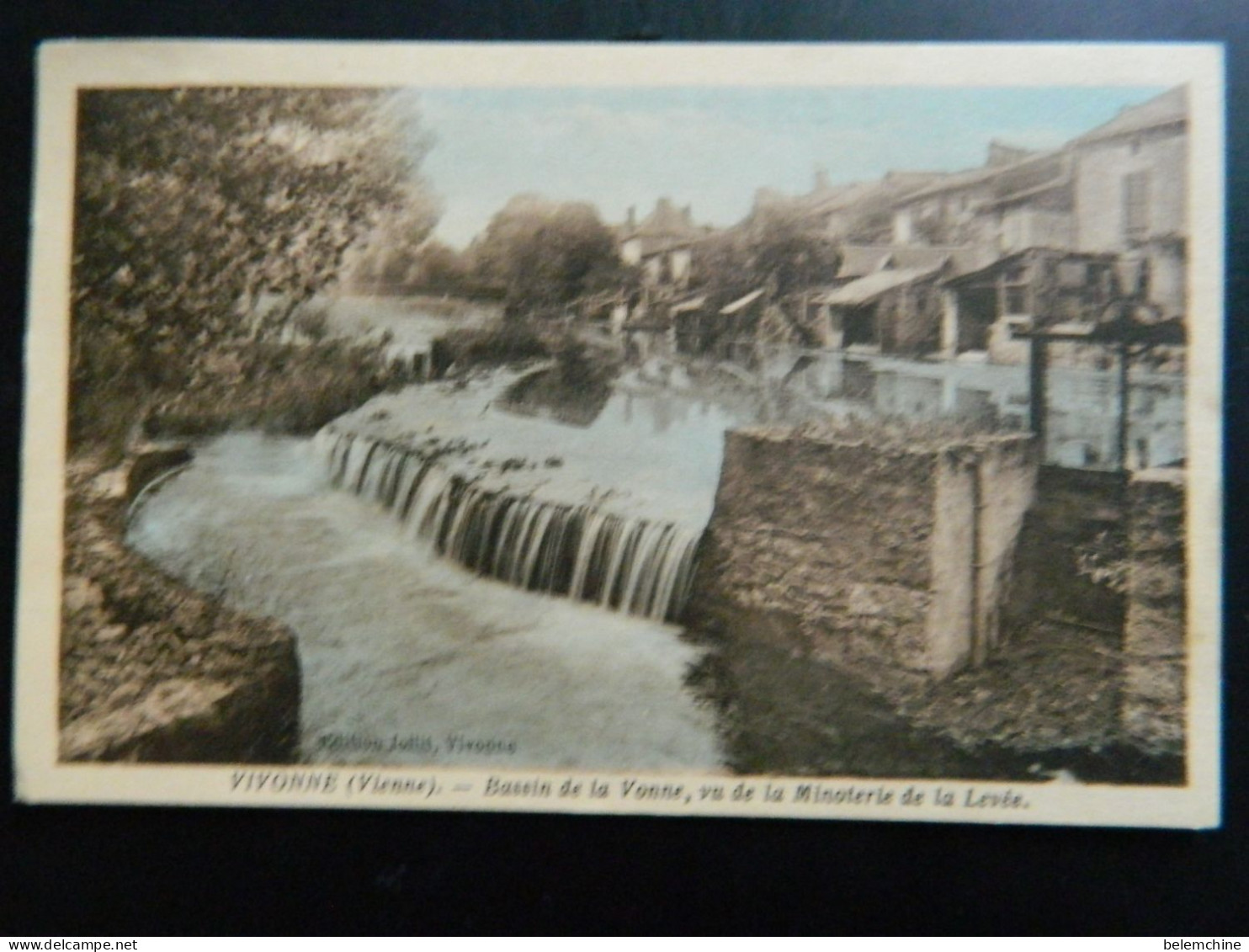 VIVONNE                BASSIN DE LA VONNE VU DE LA MINOTERIE DE LA LEVEE - Vivonne