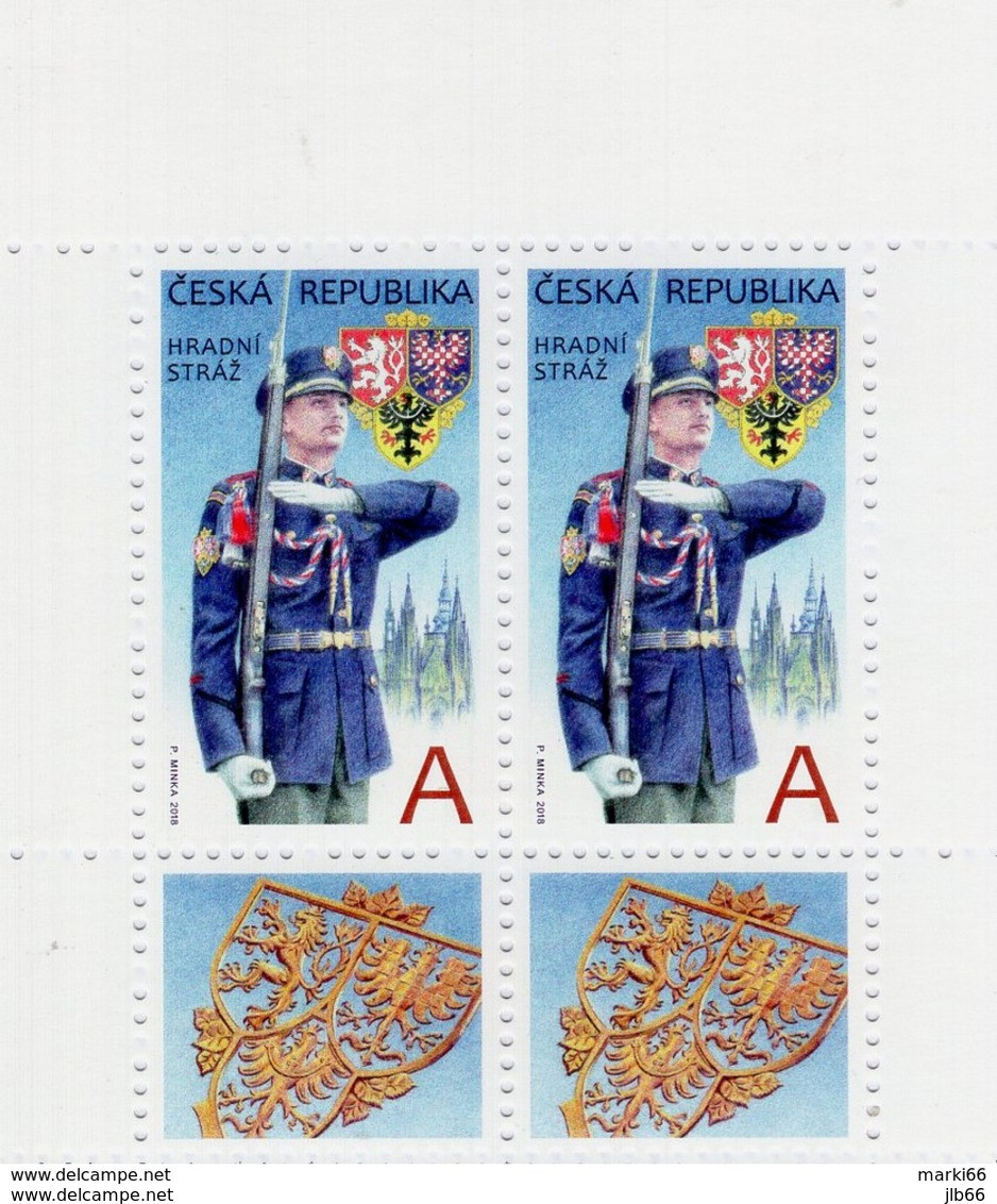 2018 : Paire De Timbres Garde Du Château De Prague AVEC Vignettes Attenantes - Unused Stamps