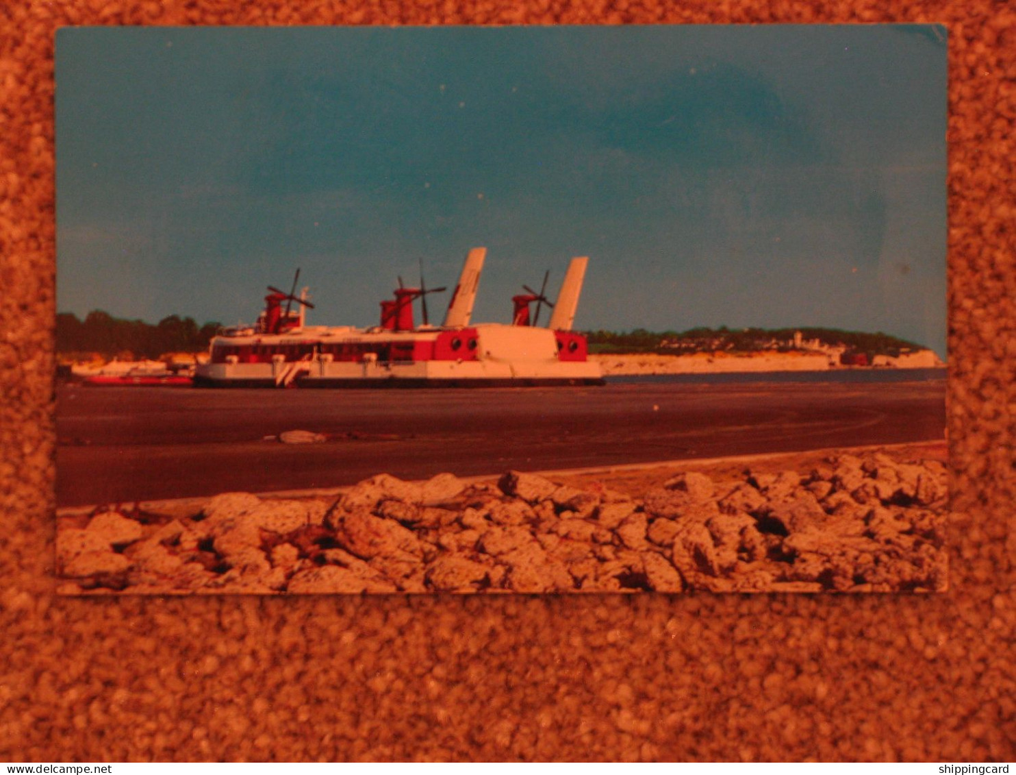 HOVERLLOYD HOVERCRAFT AT PEGWELL BAY - Hovercraft