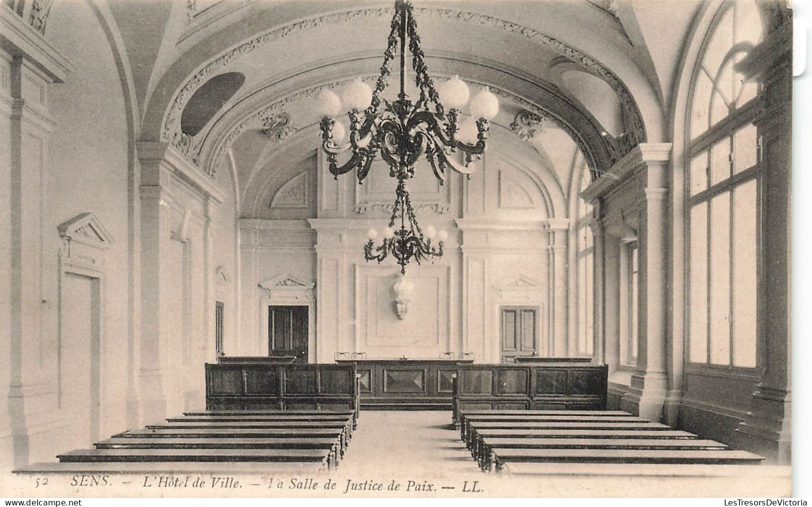 FRANCE - Sens - L'hôtel De Ville - La Salle De Justice De Paix - LL - Carte Postale Ancienne - Sens