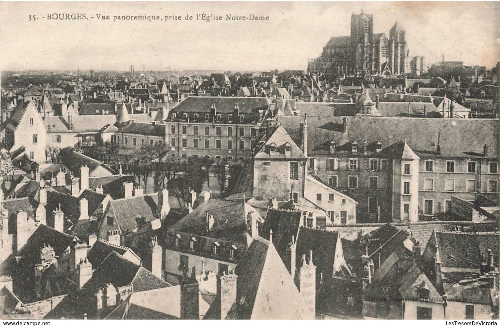 FRANCE - Bourges -  Vue Panoramique Prise De L'église Notre Dame - Carte Postale Ancienne - Bourges