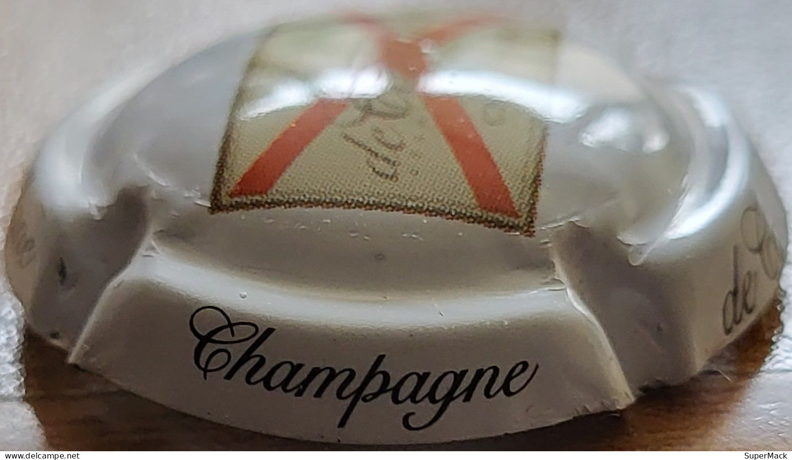 Champagnecapsule DE CASTELLANE Serie 18 Nr 089 - De Castellane