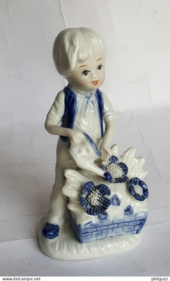 FIGURINE EN PORCELAINE GARCON JARDINIER GIORGIO ITALIE - Personaggi