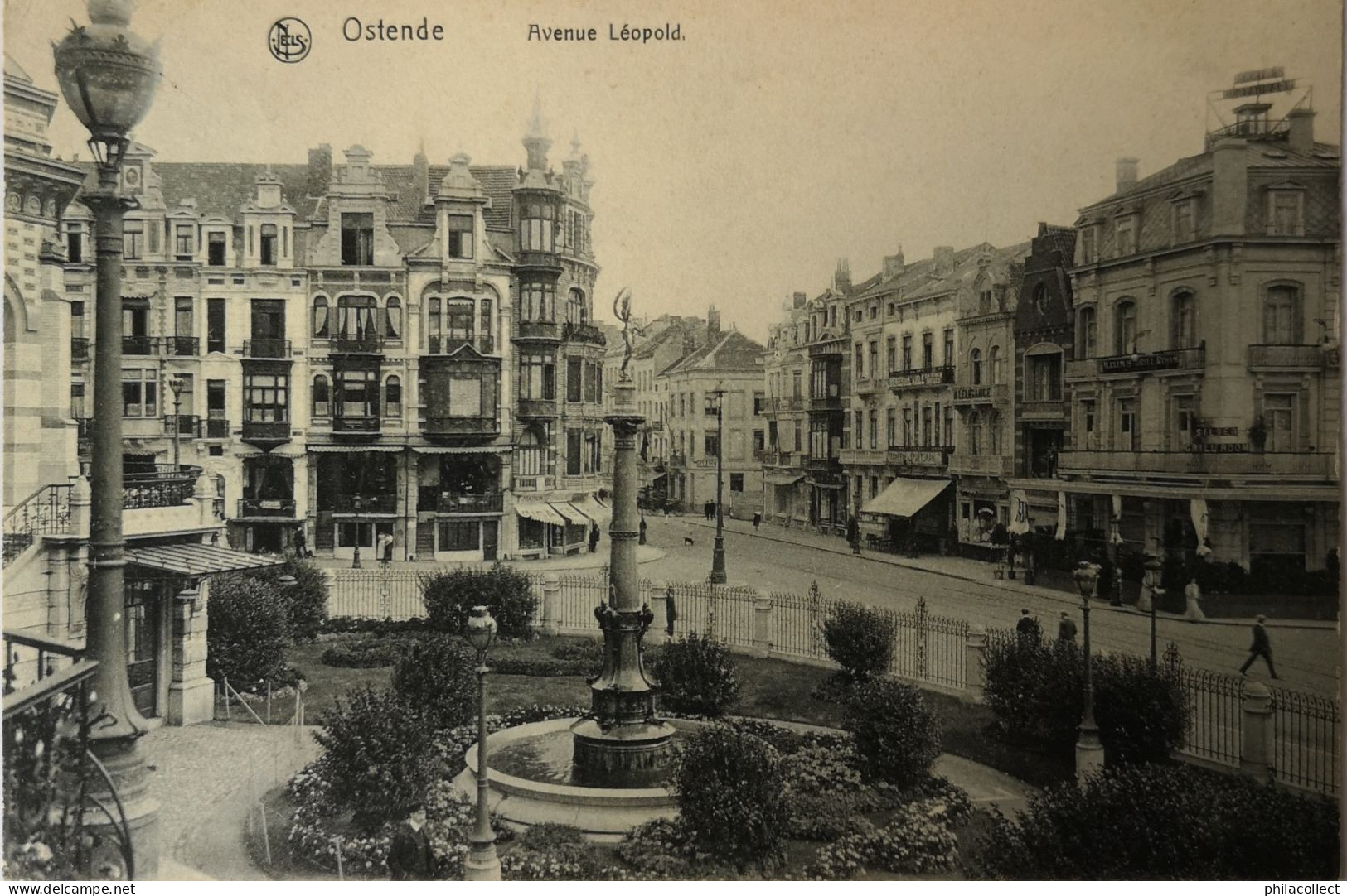 Oostende - Ostende  // Avenue Leopold (niet Standaard Zicht) 1910 - Oostende