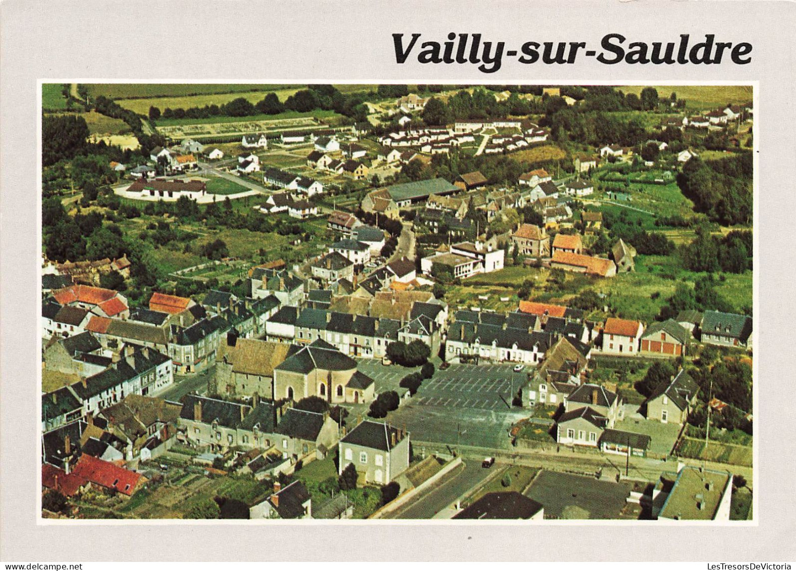 FRANCE - Aubigny Sur Nere (cher) - Vue Générale Le Château Des Stuart (XVe Et XVIe Siècles) - Carte Postale - Aubigny Sur Nere
