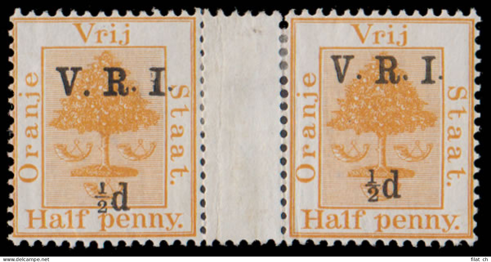 Orange Free State 1900 VRI SG112 Â½d Small "Â½" Etc In Pair - État Libre D'Orange (1868-1909)