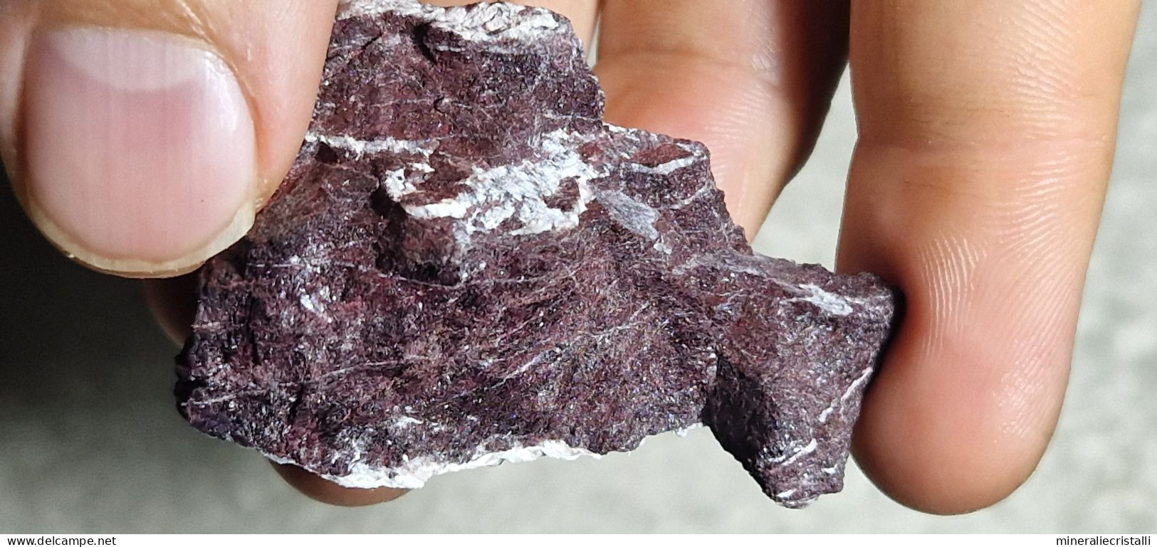 Piemontite Tremolite 30,38gr San Marcel Valle D'Aosta Italia - Minerals