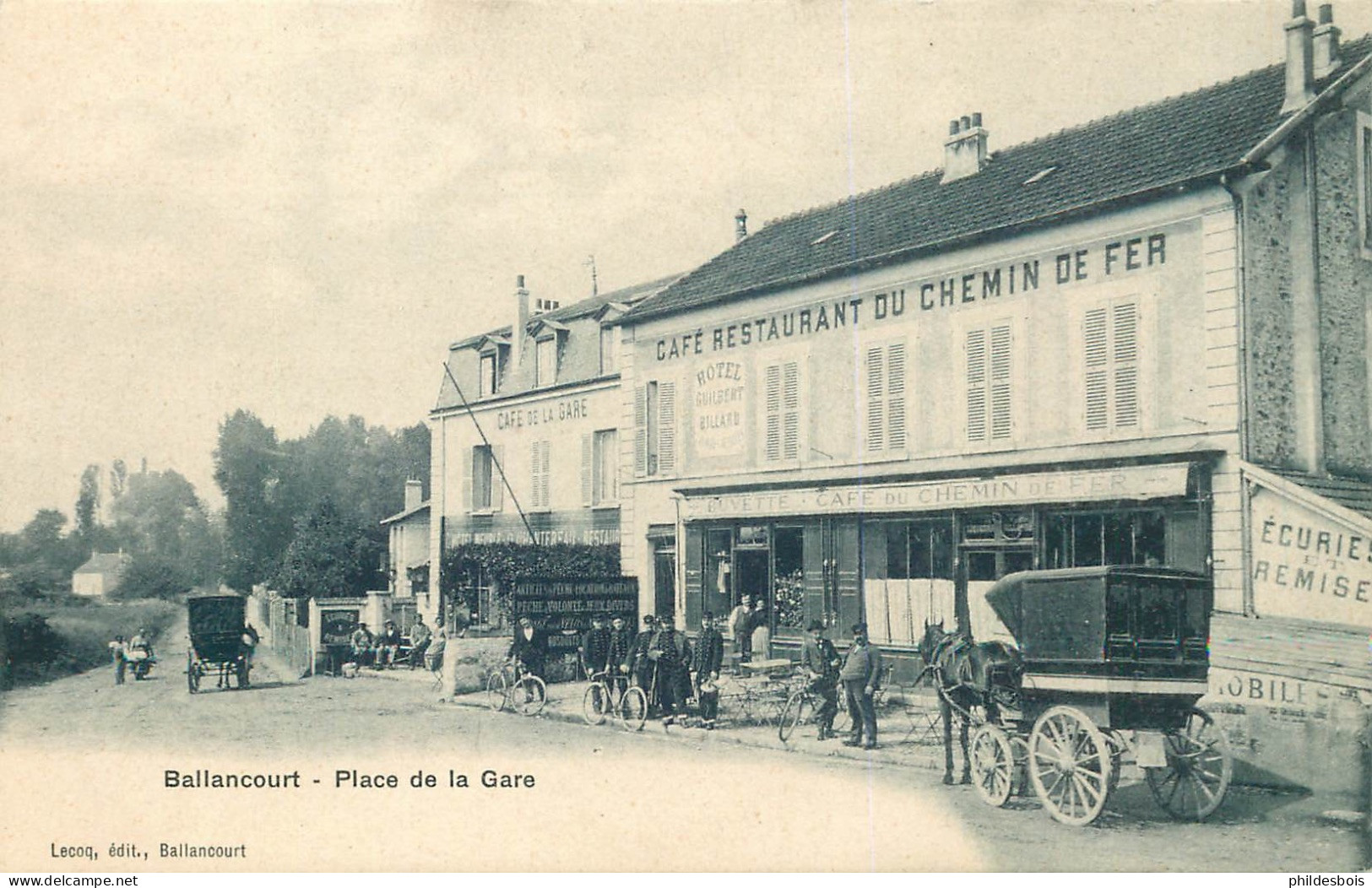 ESSONNE  BALLANCOURT  Place De La Gare - Ballancourt Sur Essonne