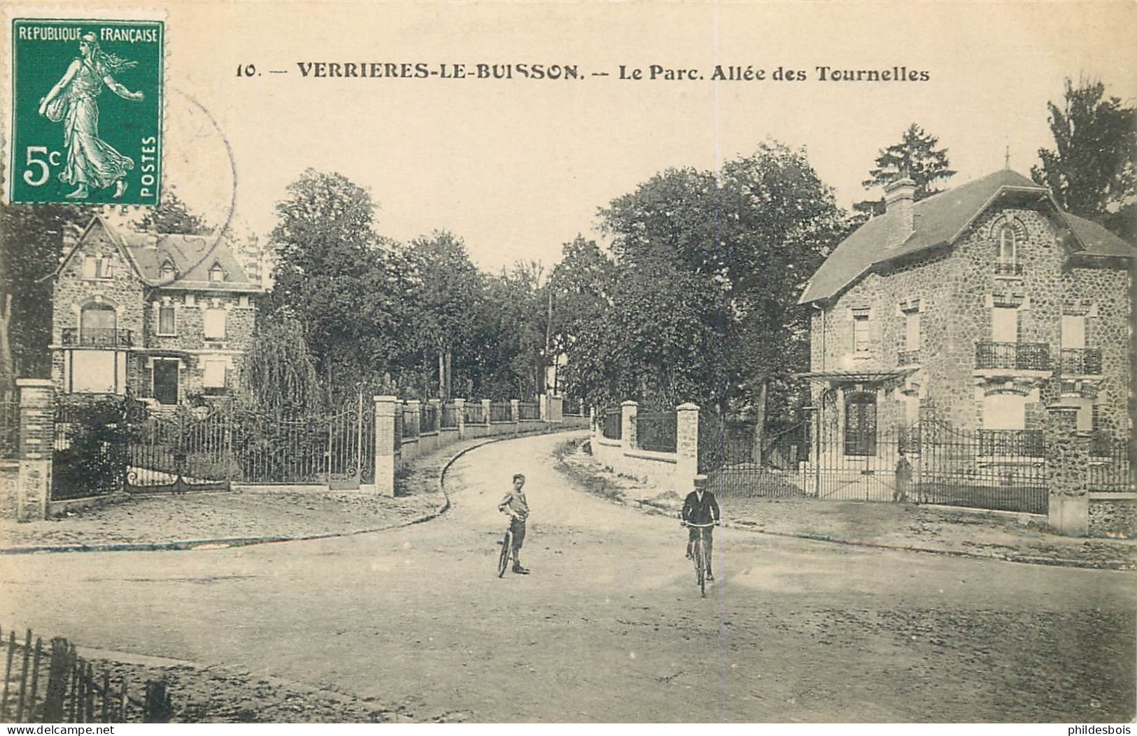 ESSONNE  VERRIERES LE BUISSON   Allée Des Tournelles Le Parc - Verrieres Le Buisson