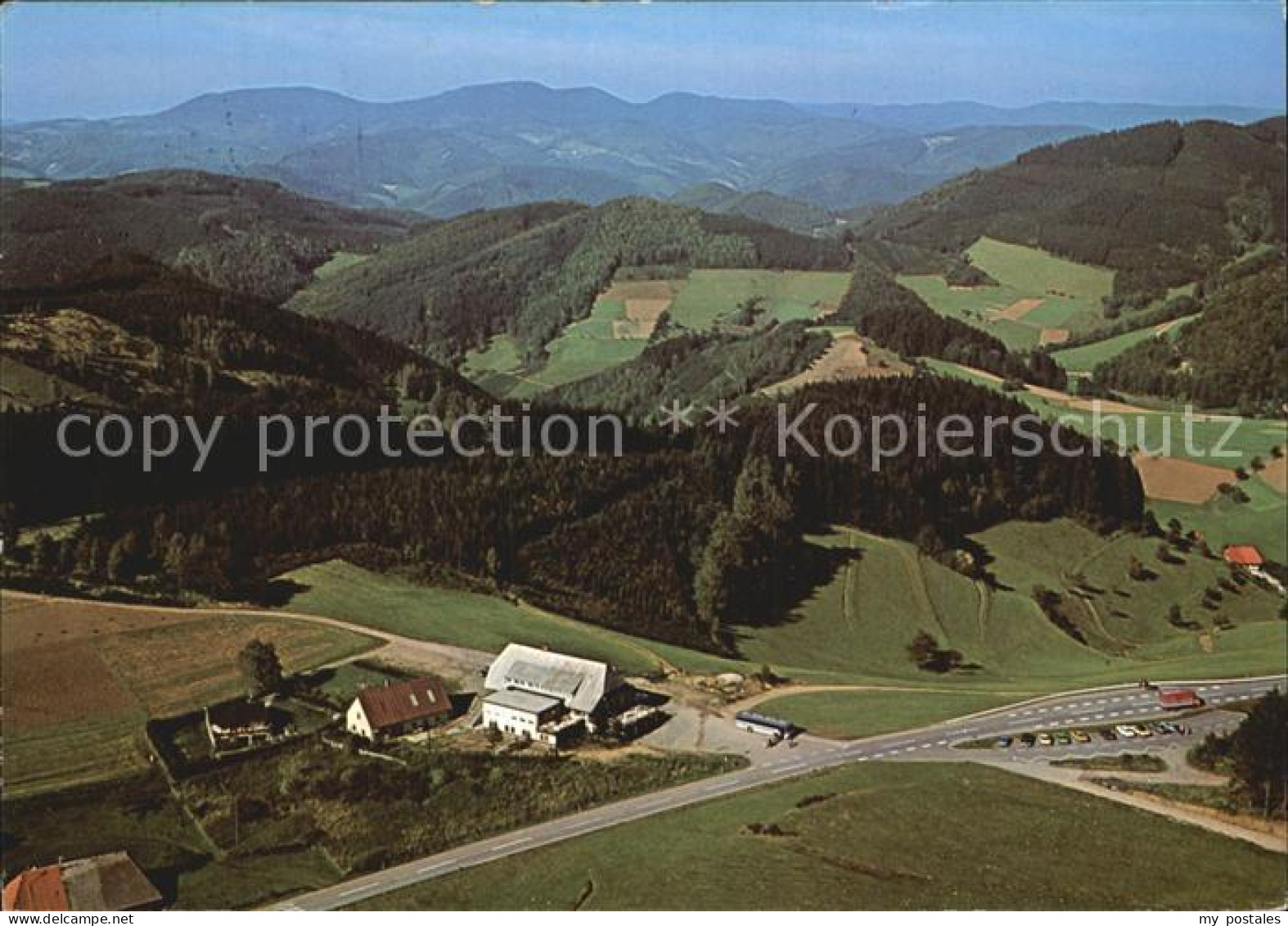 72449605 Elzach Gasthaus Pension Landwassereck Fliegeraufnahme Elzach - Elzach