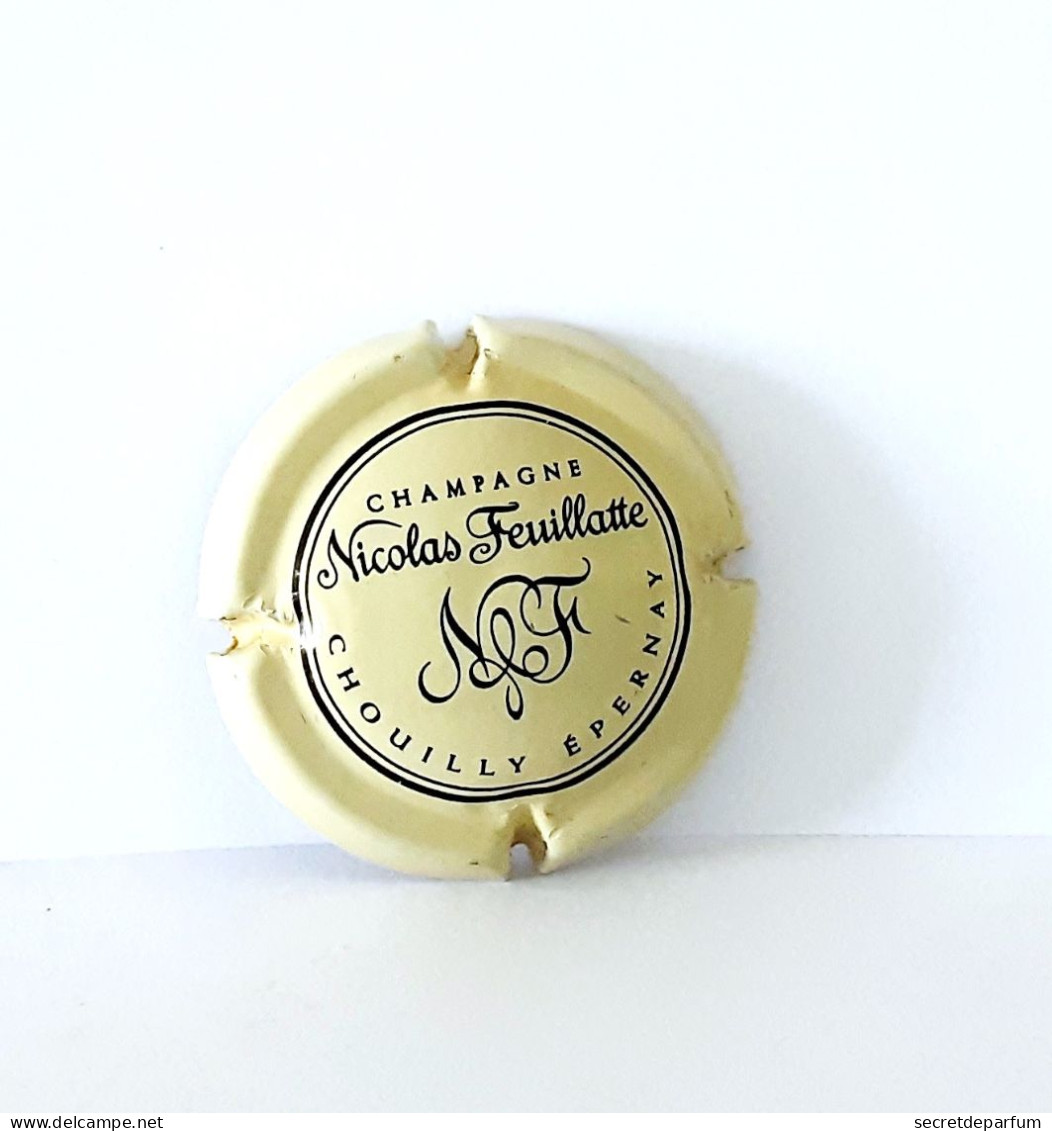 Capsules Ou Plaques De Muselet CHAMPAGNE NICOLAS  FEUILLATTE - Collezioni