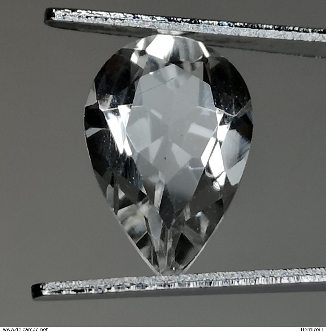 Cristal De Roche Naturel Du Brésil - VS - Poire 2.58 Carats - 11.9 X 8.2 X 5.3 Mm - Other & Unclassified