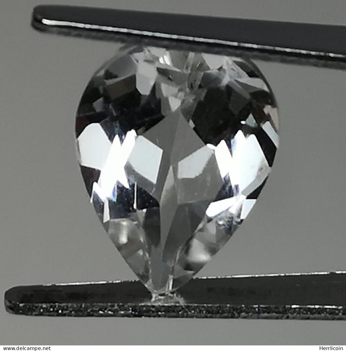 Cristal De Roche Naturel Du Brésil - VS - Poire 2.58 Carats - 11.9 X 8.2 X 5.3 Mm - Other & Unclassified