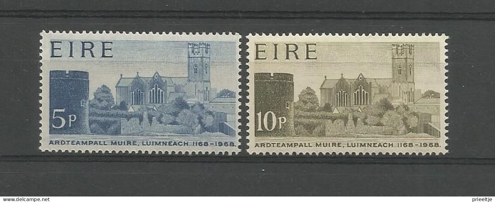 Ireland 1968 Lumneah Cathedral Y.T. 205/206 ** - Neufs