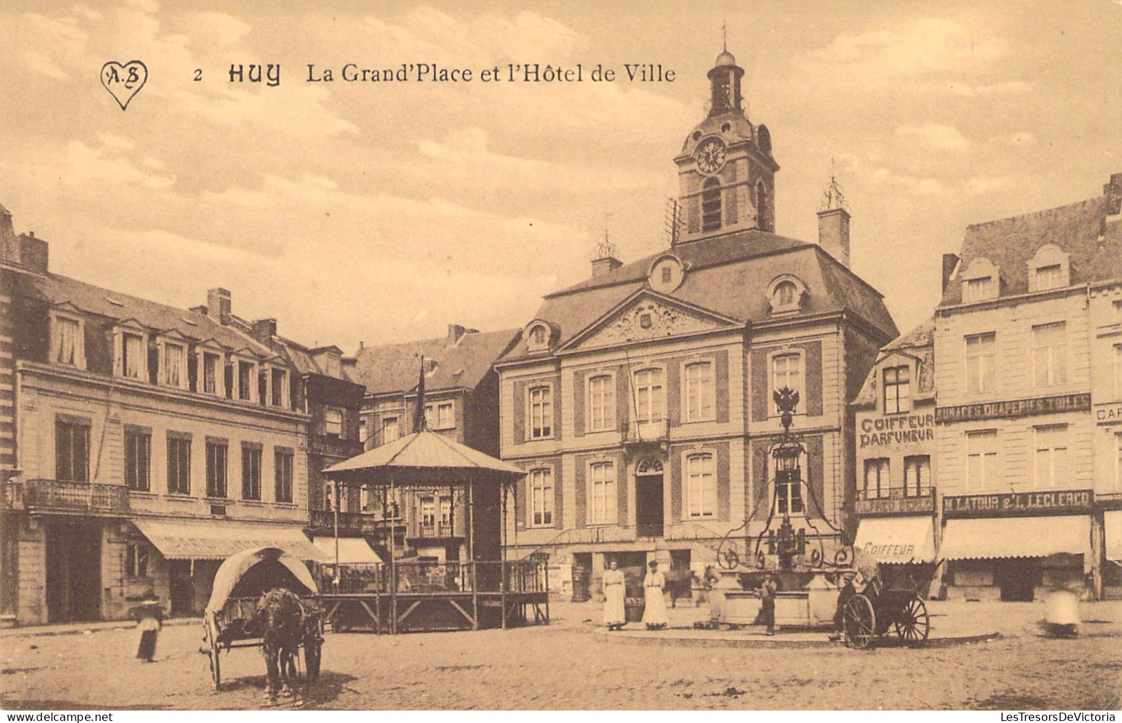 BELGIQUE - Huy - La Grand' Place Et L'hotel De Ville - Carte Postale Ancienne - Hoei