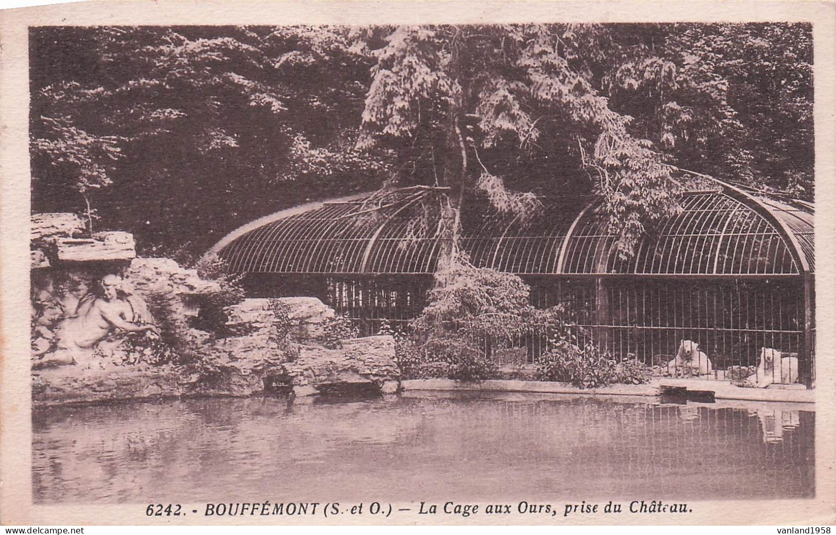 BOUFFEMONT-la Cage Aux Ours Prise Du Château - Bouffémont