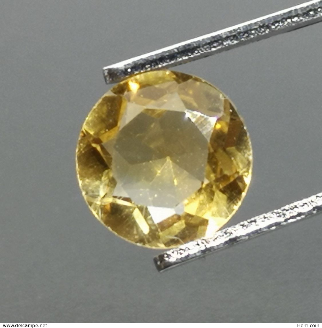 Citrine Chauffée Du Brésil - Ronde 1.09 Carat - 7.2 X 3.8 Mm - Autres & Non Classés