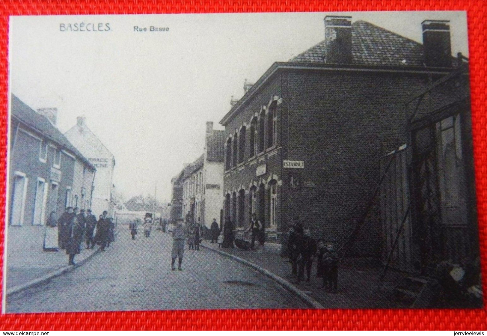 BASECLES - 6 CARTES : Rue Basse, Gd Place, Rue Des Ecoles, Place De La Victoire, Station, La Voie,  (Réédition A.S.P.B.) - Belöil