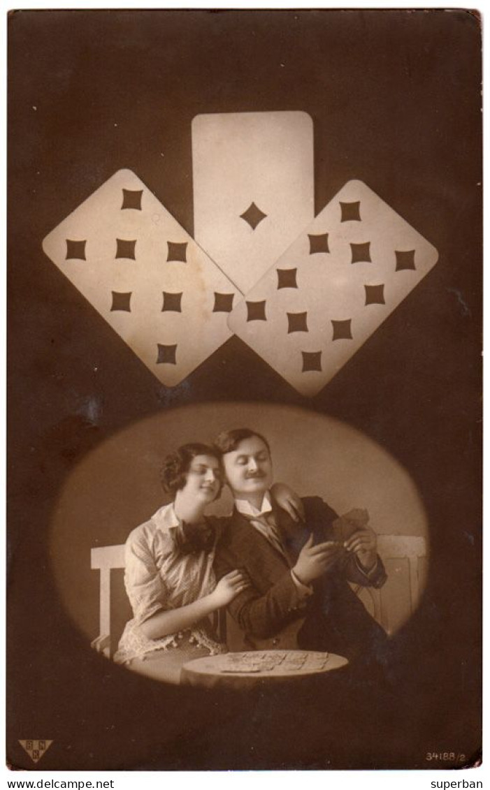 PHOTOMONTAGE : CARTES à JOUER : COUPLE Avec JEU DE CARTES / COUPLE With PLAYING CARDS - BNK ~ 1905 - '910 (an061) - Cartas