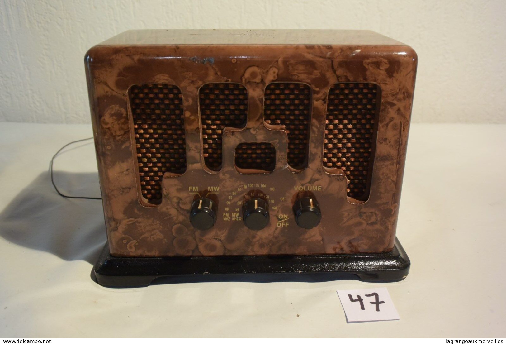 C47 Petite Radio Style Vintage Sleepletone - Otros Aparatos