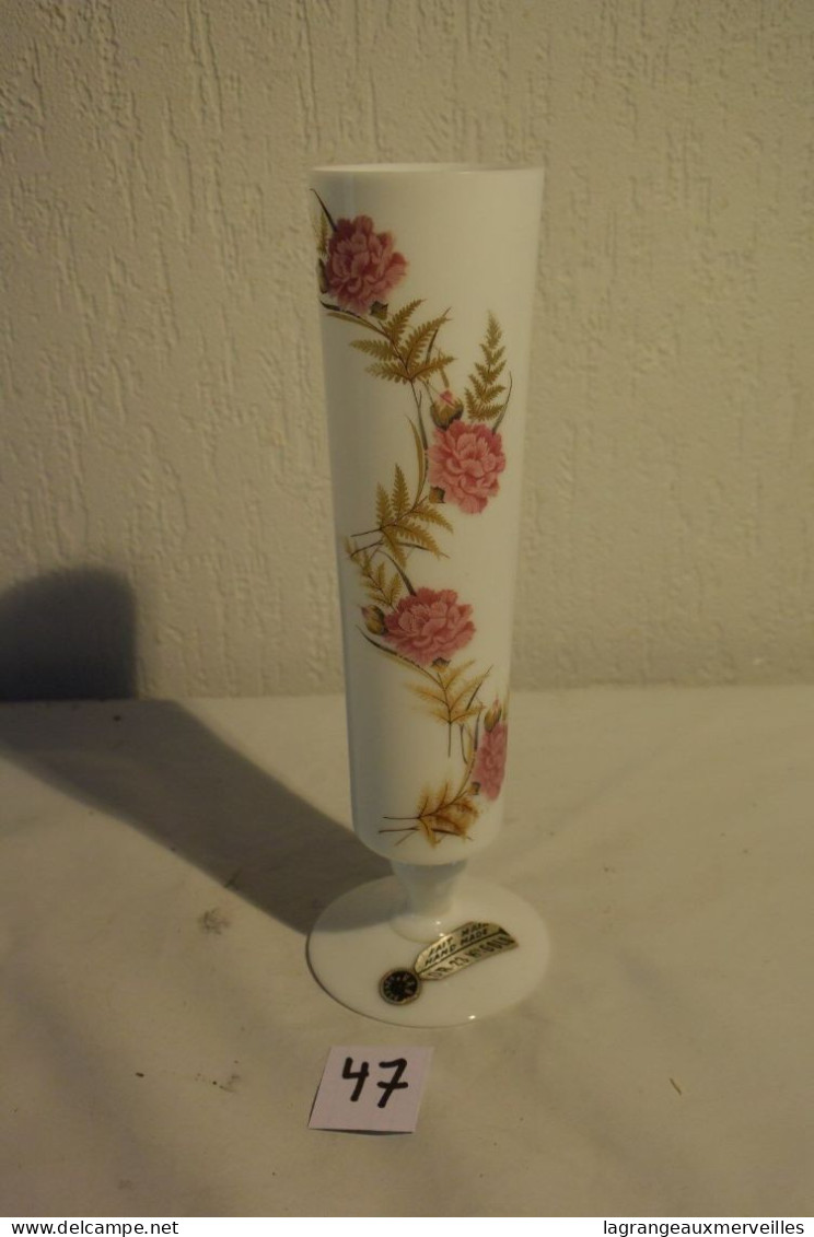 C47 Beau Vase Soliflore Fait à La Main Or - Vases