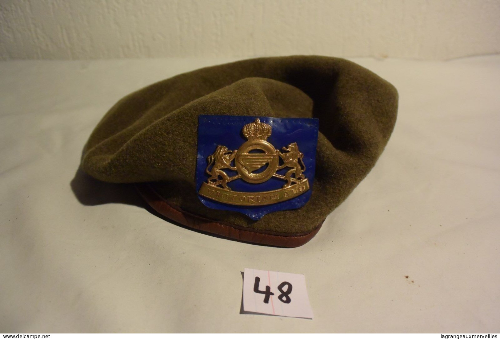 C48 Ancien Béret Militaire Victoriam Alo - Uniformes