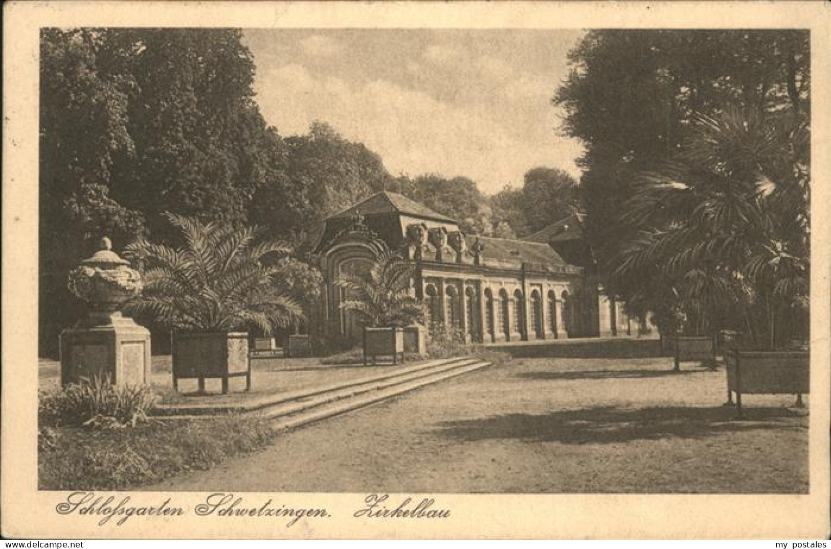 41105696 Schwetzingen Zirkelbau Schwetzingen - Schwetzingen