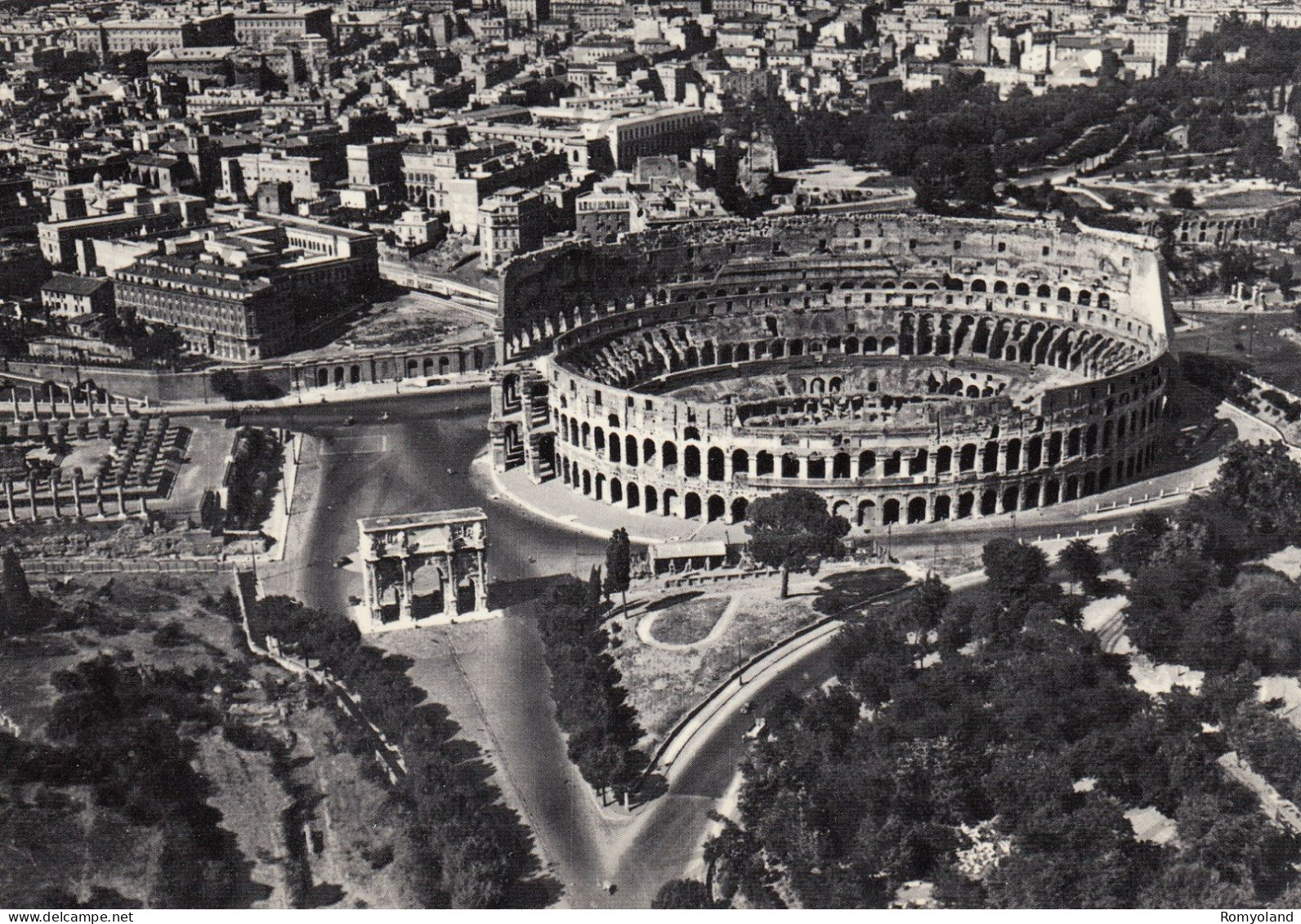 CARTOLINA  B12 ROMA,LAZIO-IL COLOSSEO-STORIA,MEMORIA,CULTURA,RELIGIONE,IMPERO ROMANO,BELLA ITALIA,NON VIAGGIATA - Kolosseum