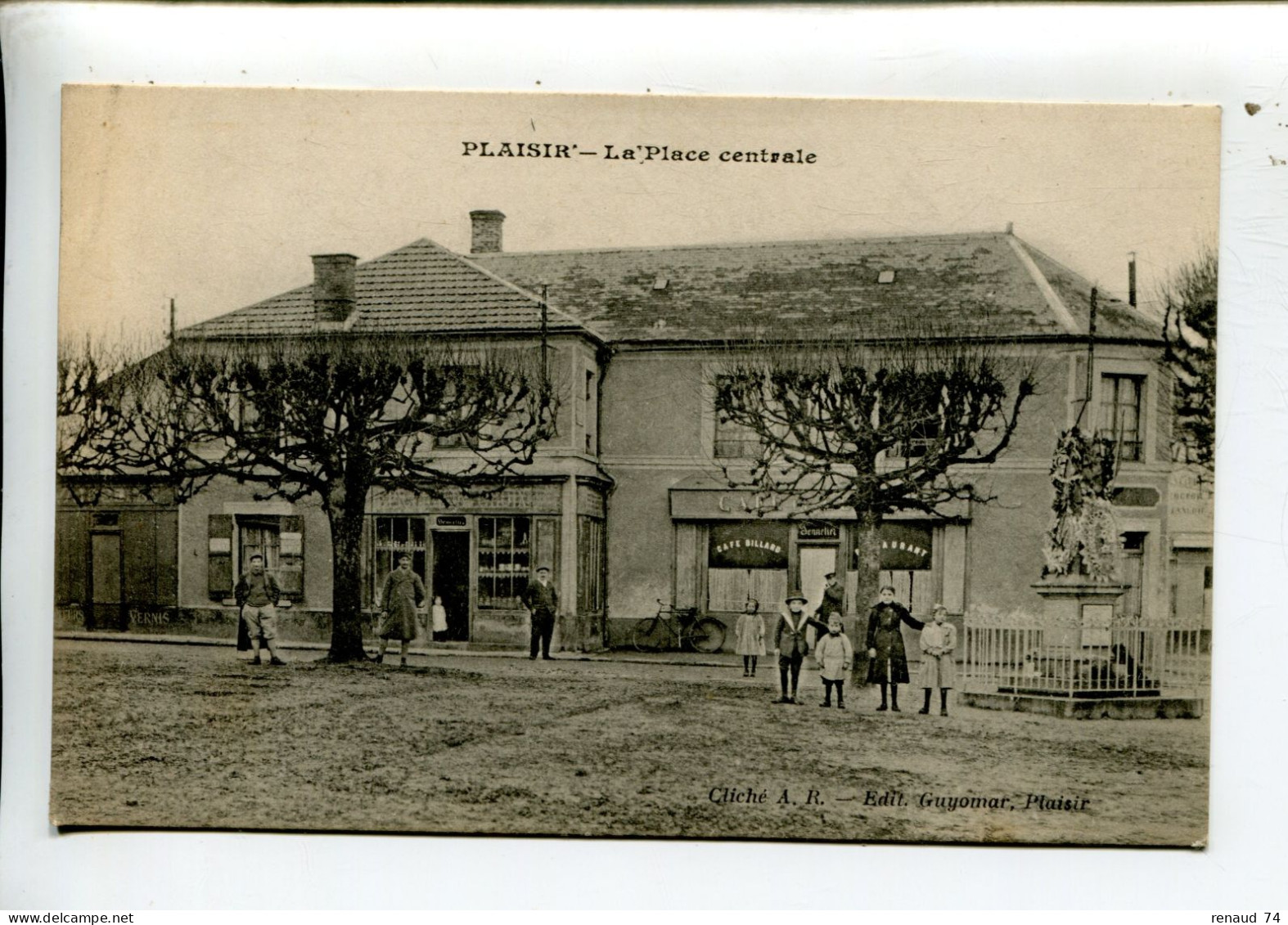 Plaisir Les Yvelines La Place Centrale - Plaisir