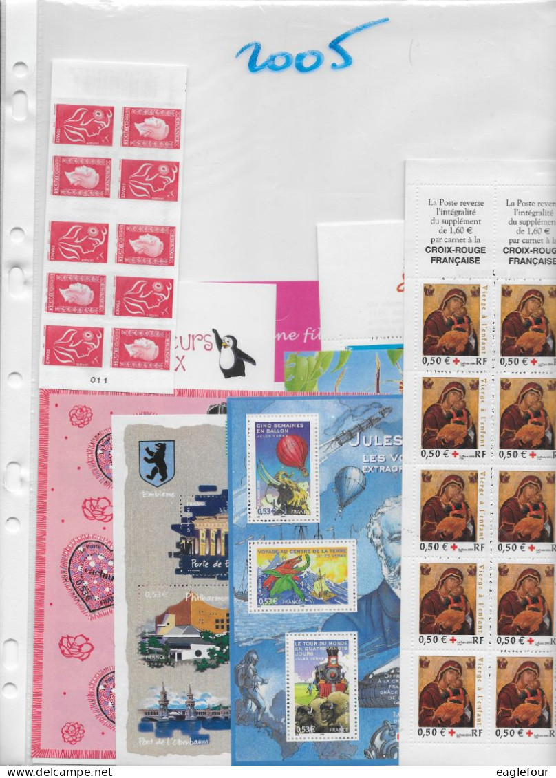 Année 2005 - 141 Timbres + BC3751a + F3749 + BC 3804 + BC 3805 + BC3825 + BF 80 à 92 + PA68 + Préo 249 + Sce 130 à 133 - 2000-2009