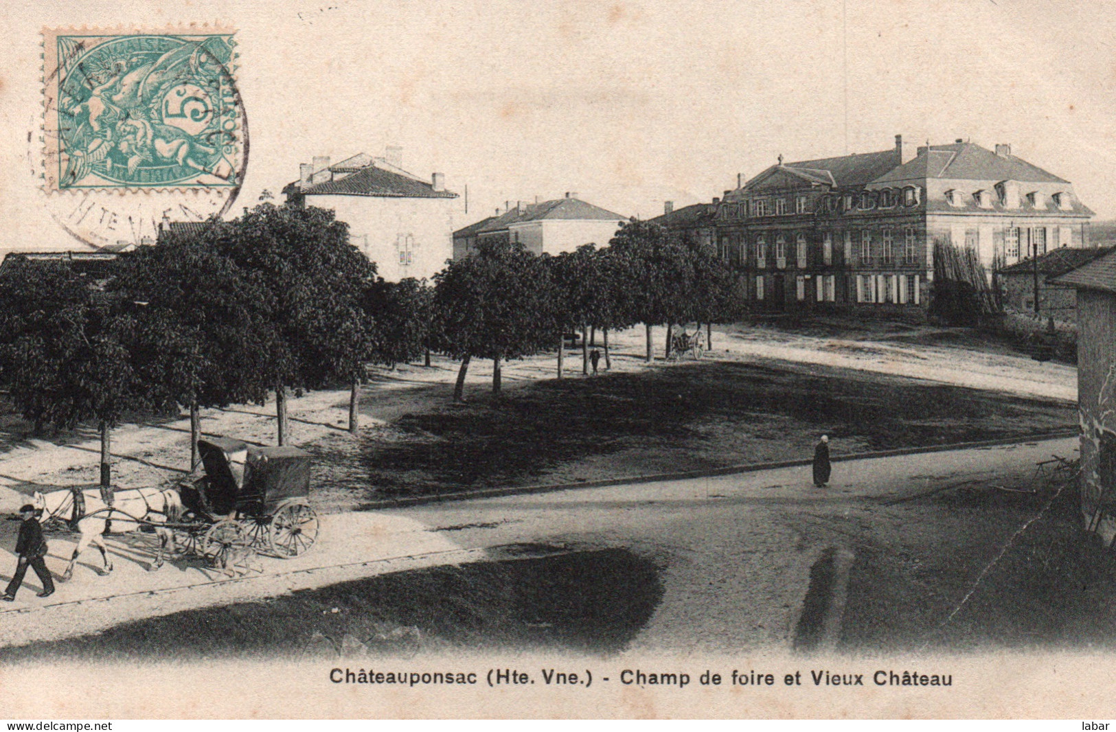 CPA HAUTE VIENNE / 87 / CHATEAUPONSAC / CHAMP DE FOIRE ET VIEUX CHATEAU - Chateauponsac