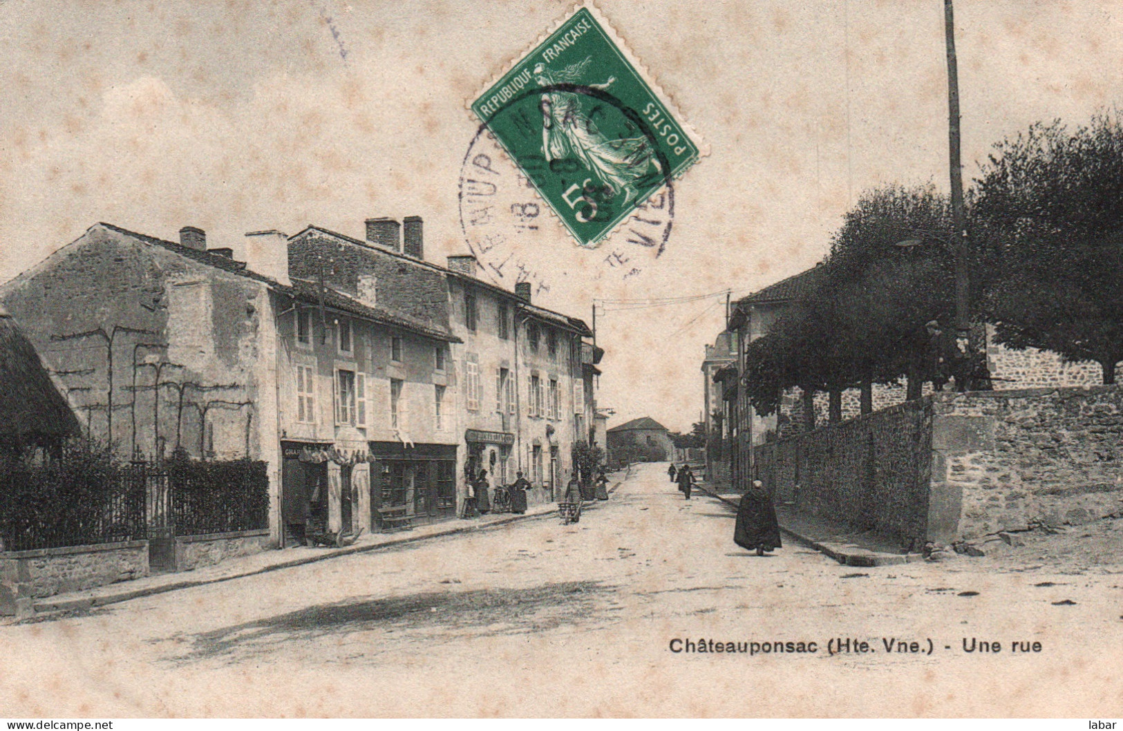 CPA HAUTE VIENNE / 87 / CHATEAUPONSAC / UNE RUE  - Chateauponsac