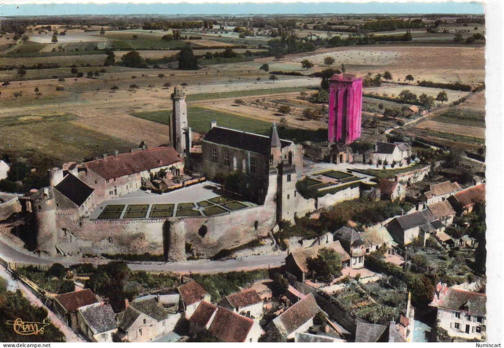 Le Grand-Pressigny Belle Vue Aérienne Ancien Château Le Donjon La Tour Vironne - Le Grand-Pressigny