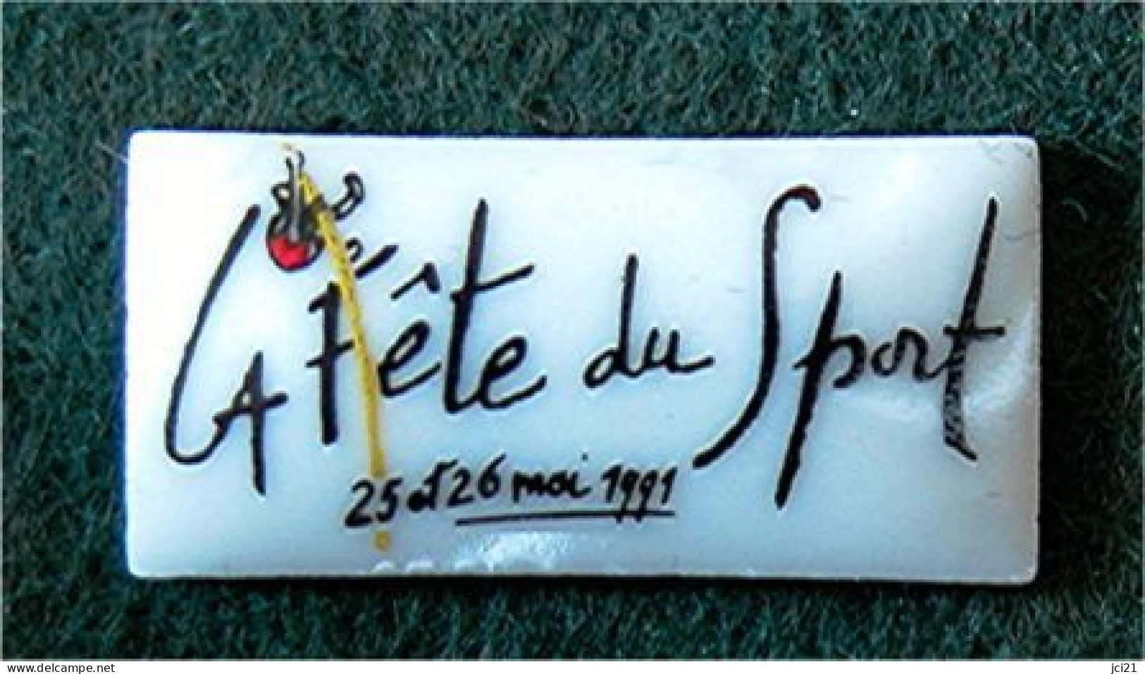 PIN'S CÉRAMIQUE " LA FÊTE DU SPORT 25 ET 26 MAI 1991 "_DP37 - Atletismo