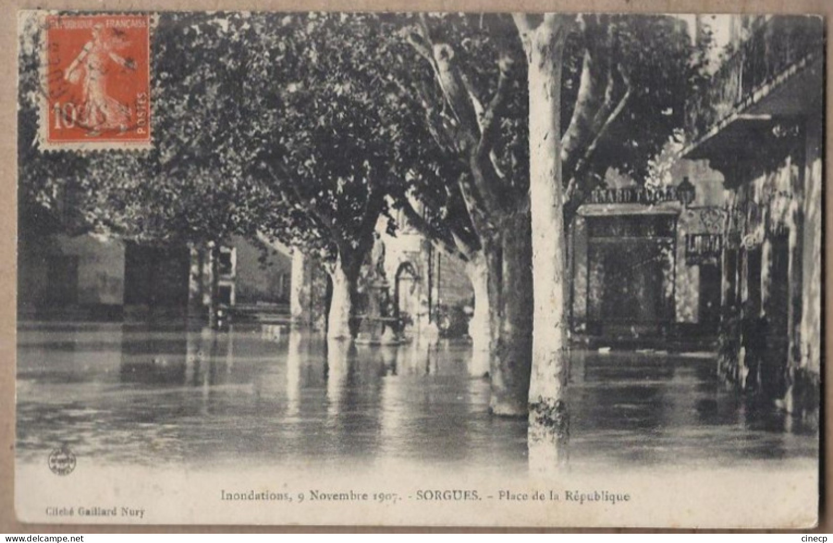 CPA 84 - SORGUES - Inondations , 9 Novembre 1907 - Place De La République TB PLAN CENTRE VILLAGE MAGASINS - Sorgues