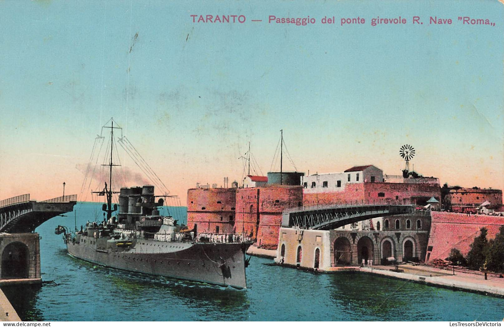 ITALIE - Taranto - Passagio Del Ponte Girevole R Nave "Roma - Carte Postale Ancienne - Taranto
