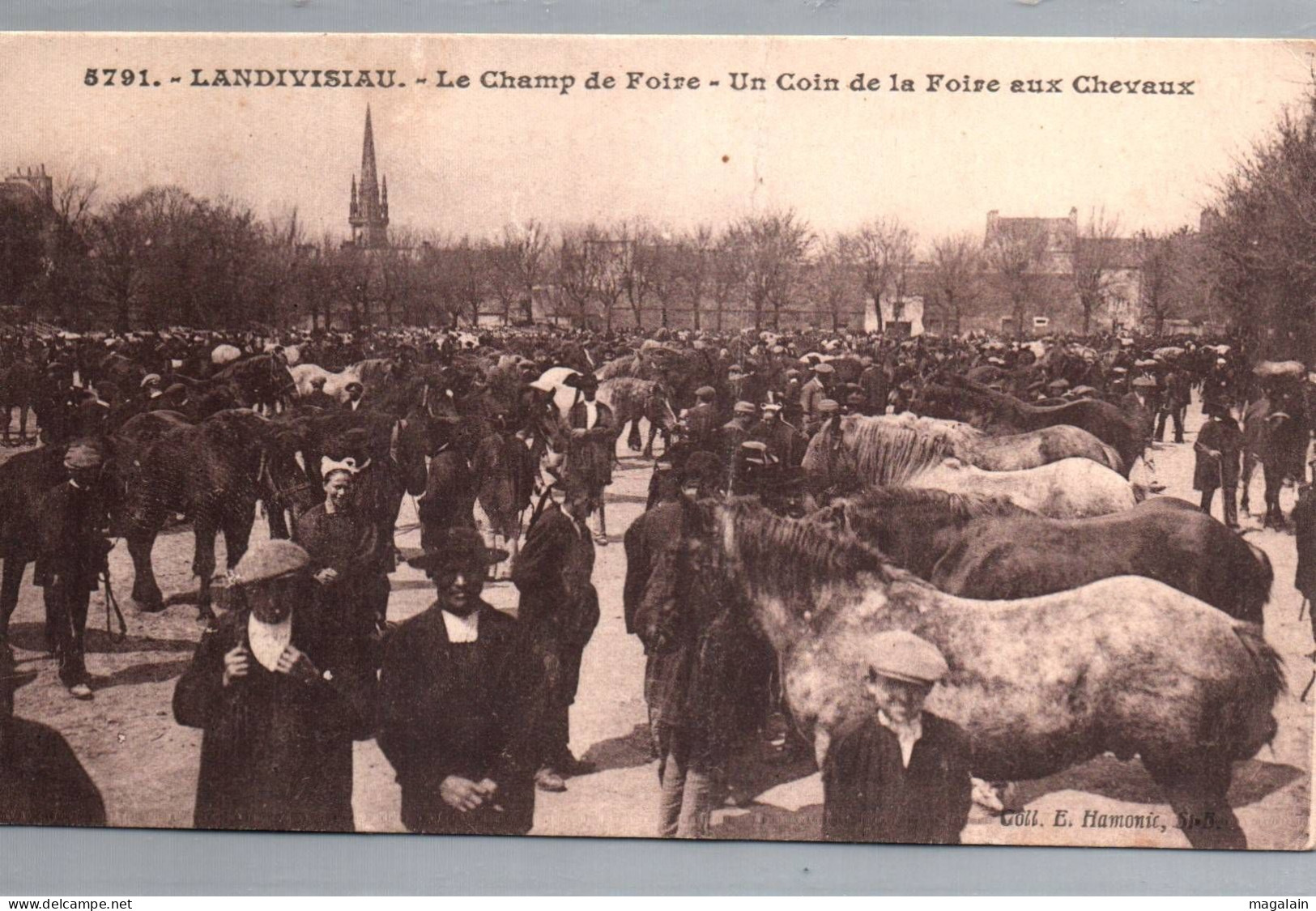 Landivisiau : Le Champ De Foire, Un Coin De La Foire Aux Chevaux - Landivisiau