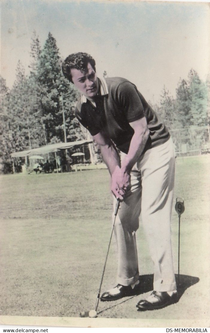 GOLF - Actor Tony Curtis 1960 - Golf