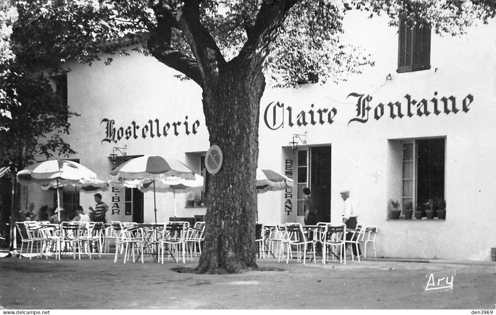 La GARDE-FREINET (Var) - L'Hostellerie De La Claire Fontaine - Voyagé 1957 (2 Scans) Vacher, 131 Rue De L'Ordre à Lyon - La Garde Freinet
